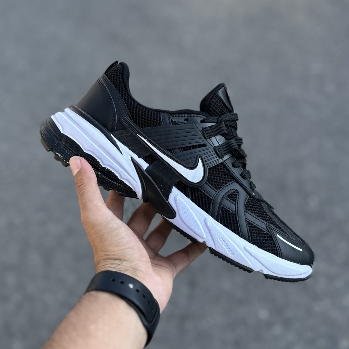 Nike v2k مشکی زیره سفید