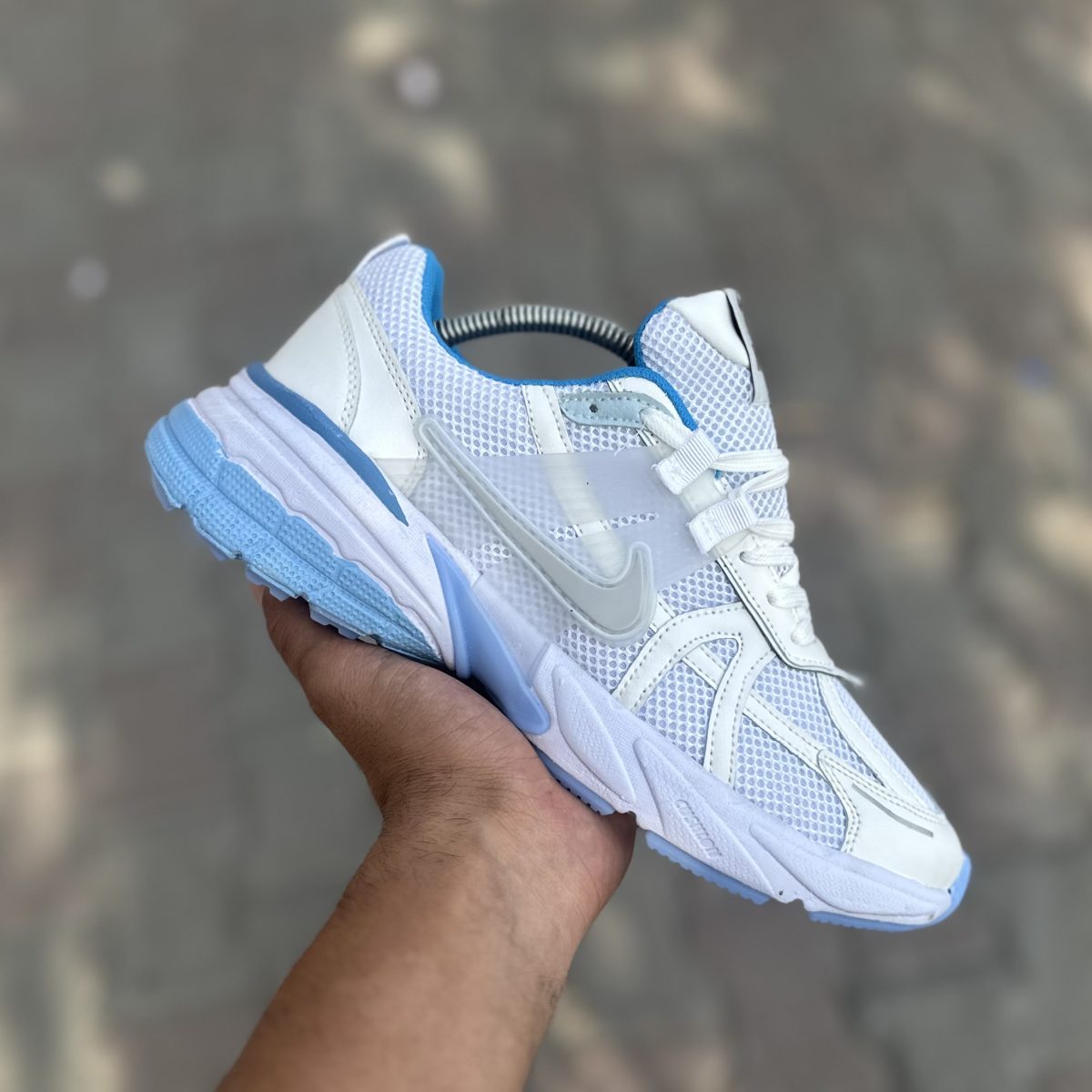 Nike v2k سفید ابی