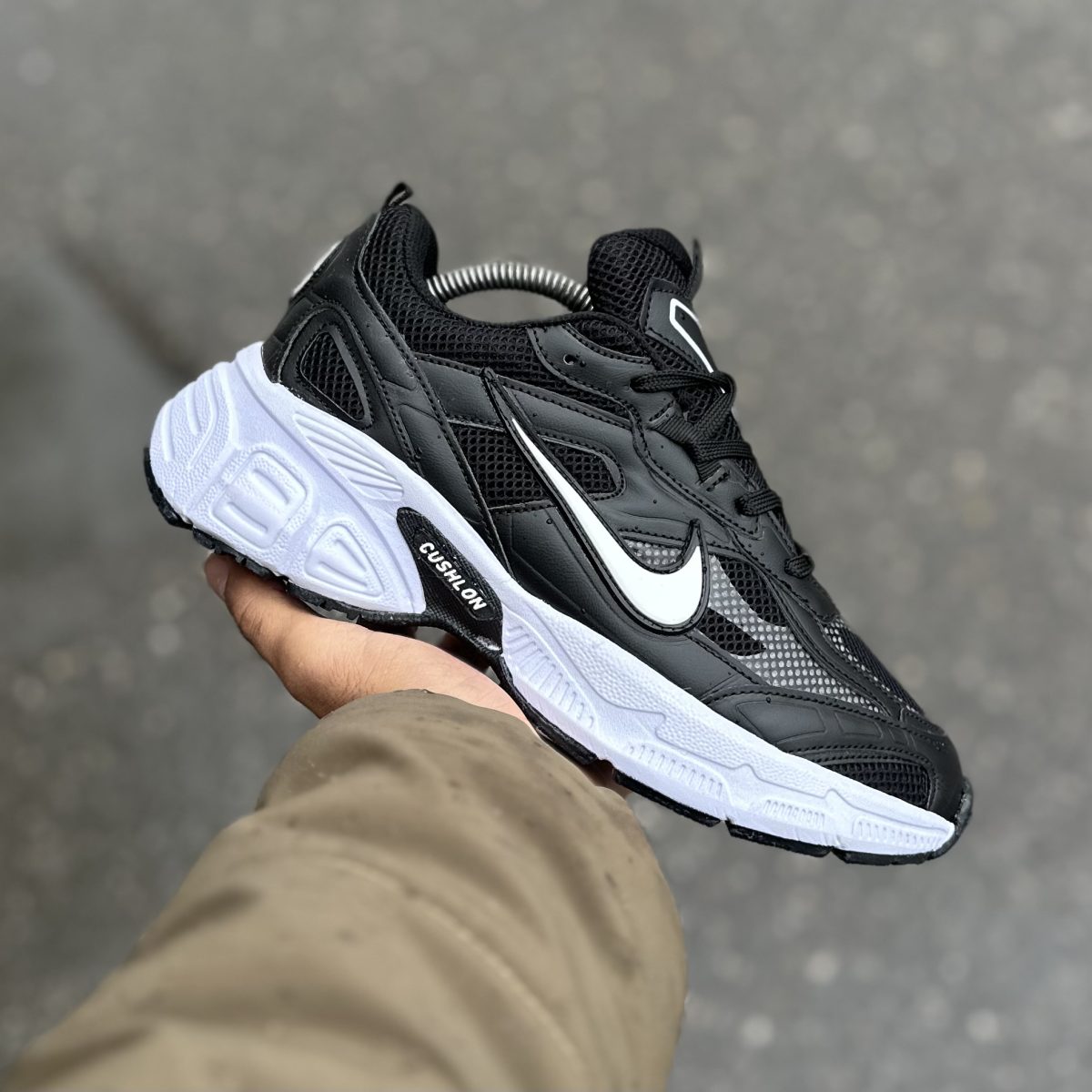 Nike v5k زنانه مشکی زیره سفید